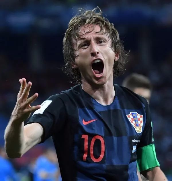 莱昂纳德55分创生涯新高！快船4连胜掀翻东部老大 哈登28+7