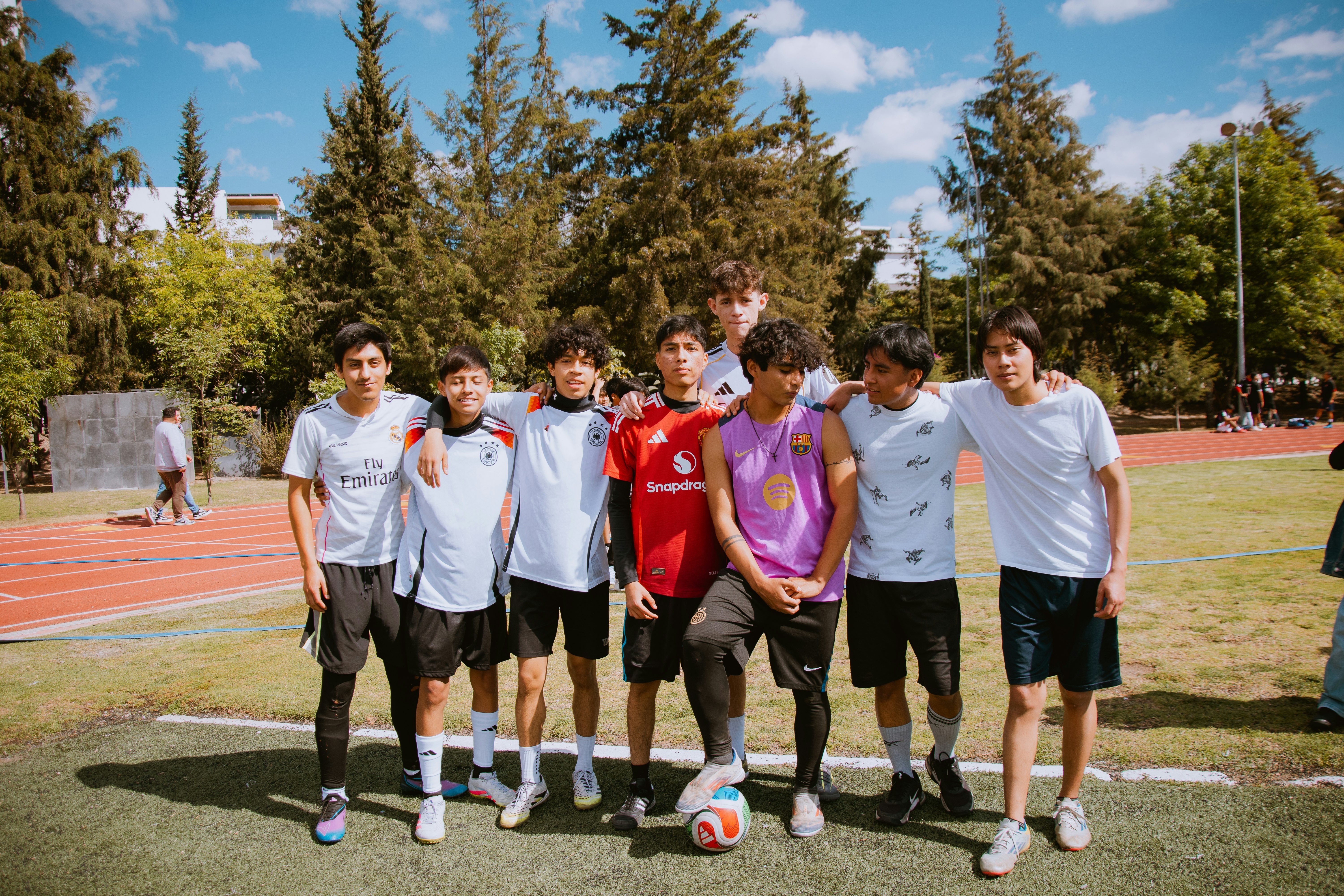 41分力压杜兰特！阿夫迪亚打爆火箭锋线群，用封神战锁定全明星！