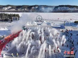 米兰26／27赛季球衣曝光：主场回归传统，二客粉黑搭配